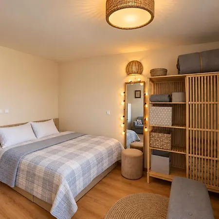 Royal Park Studio View & Free Ski Shuttle דירה